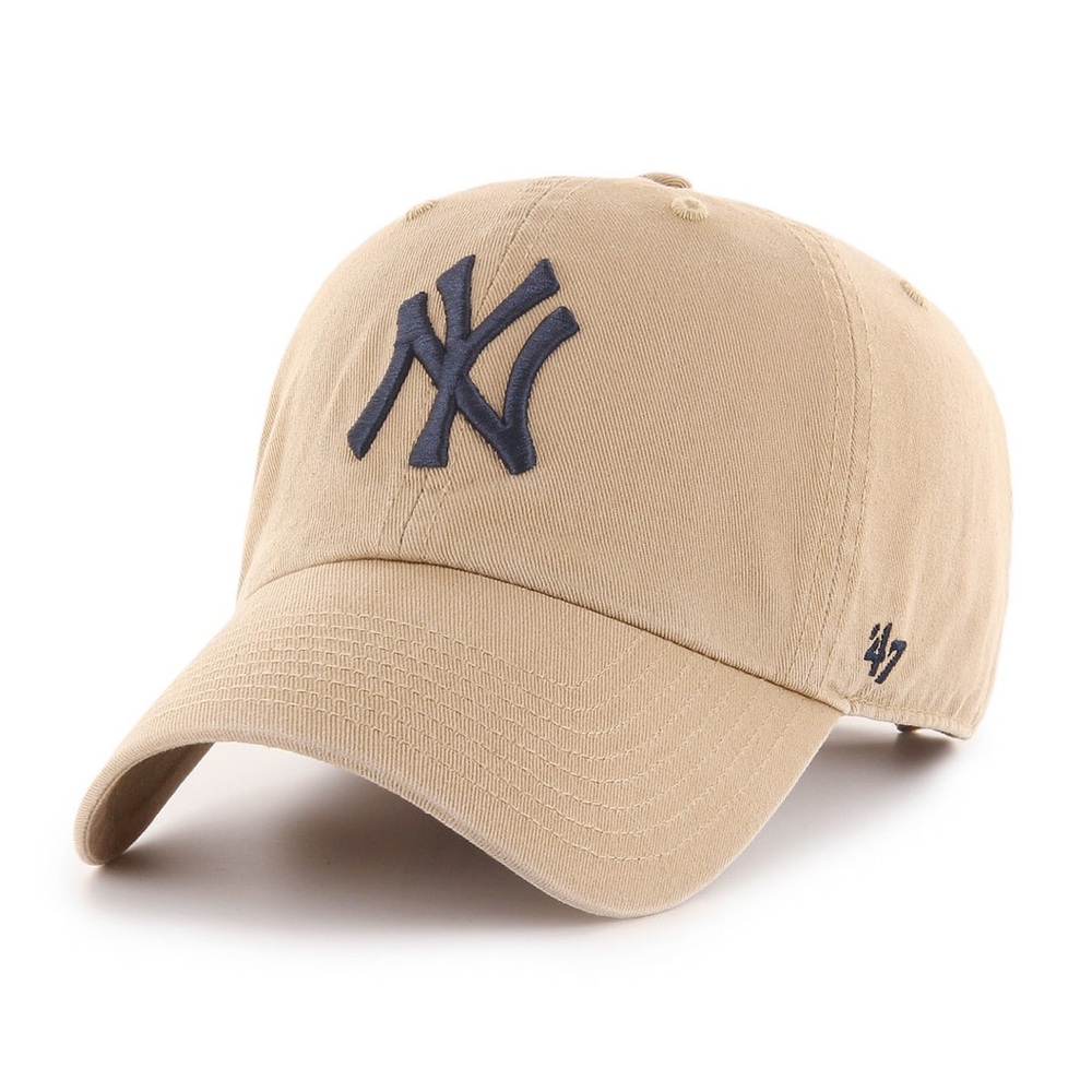 New York Yankees '47 Clean Up Dad Cap - Khaki/Navy